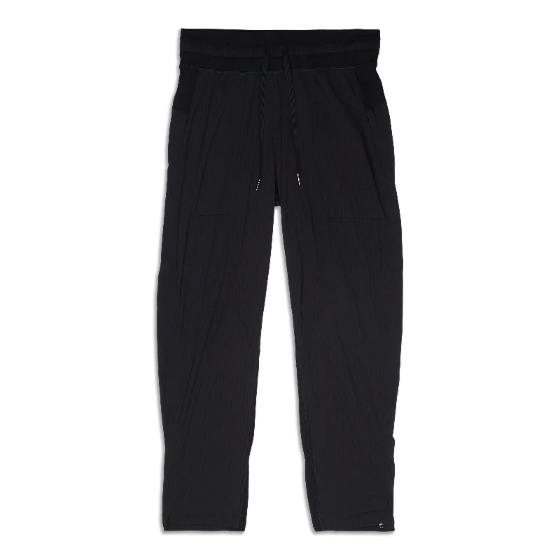 Dance Studio Mid-Rise Cropped Pant - Resale