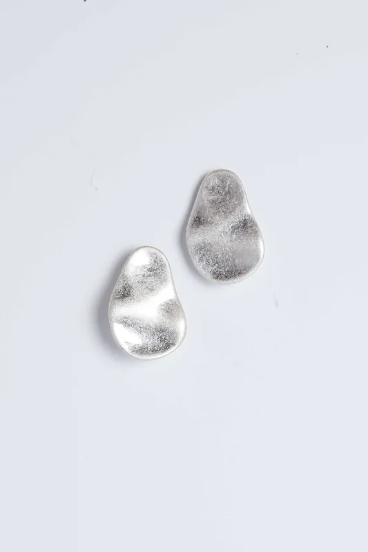 FLAT PEAR-SHAPE EARRING